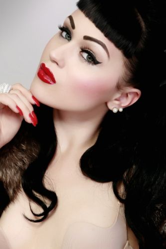 Maquiagem Pin Up